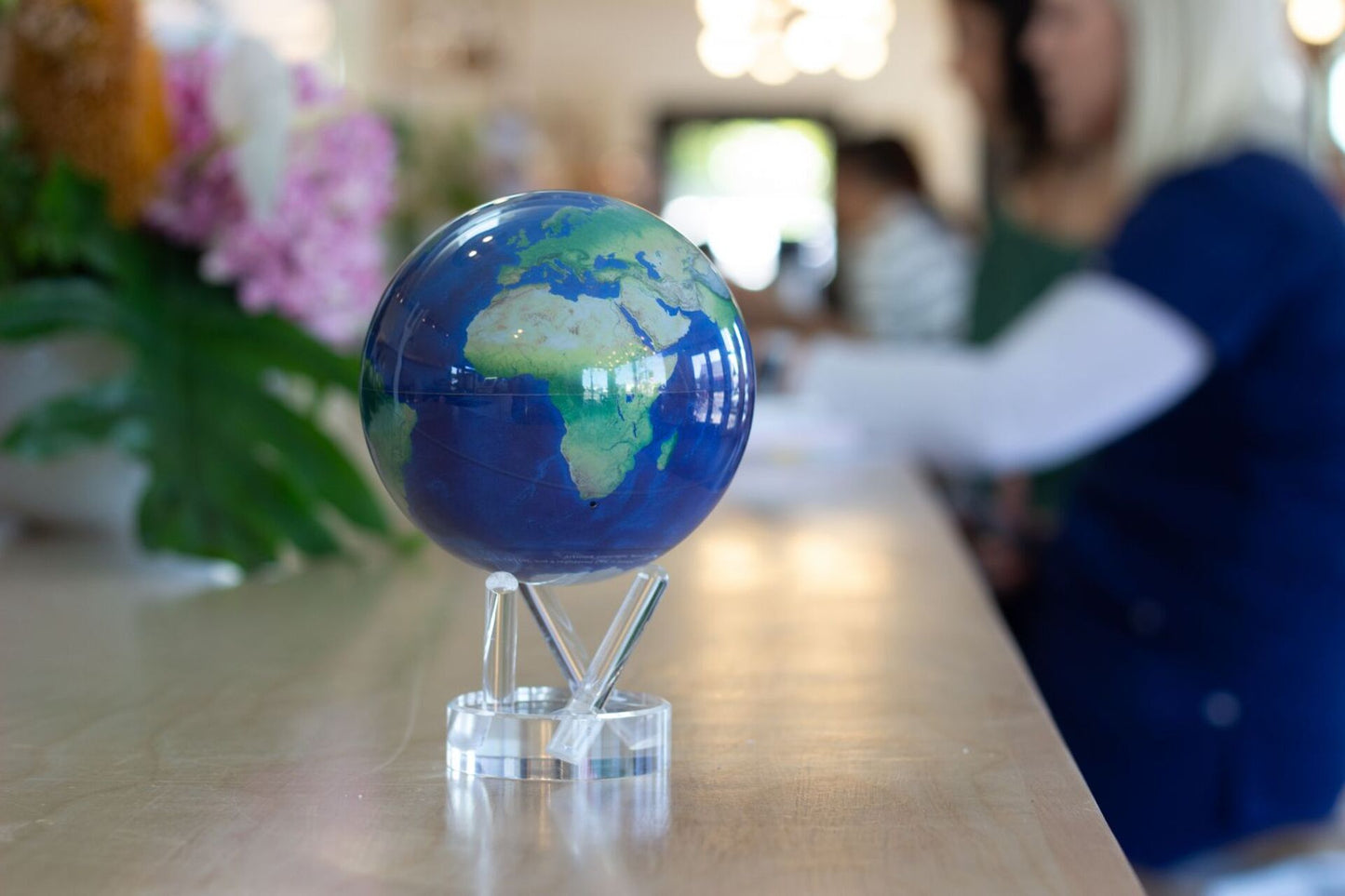 Crystal Globe Lamp